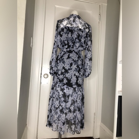 Intermix Exclusive Abstract June LS Printed Maxi Dress - Picture 4 of 10